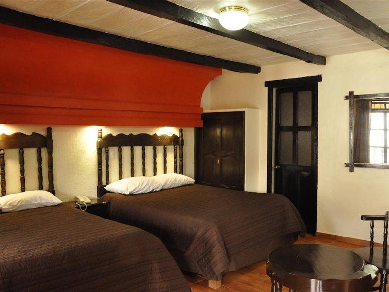 Hotel D'Monica ซานกริสโตบัล เด ลาสกาซาส ภายนอก รูปภาพ