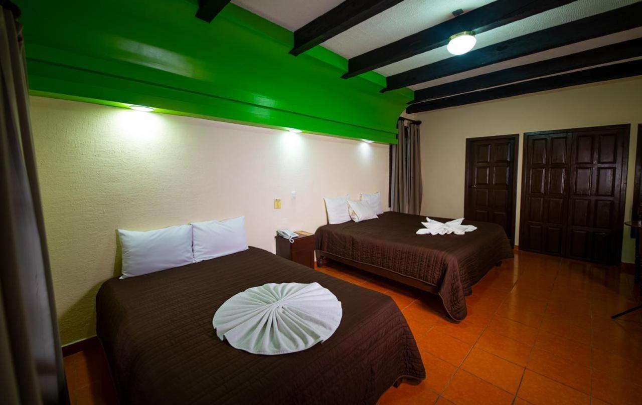 Hotel D'Monica ซานกริสโตบัล เด ลาสกาซาส ภายนอก รูปภาพ