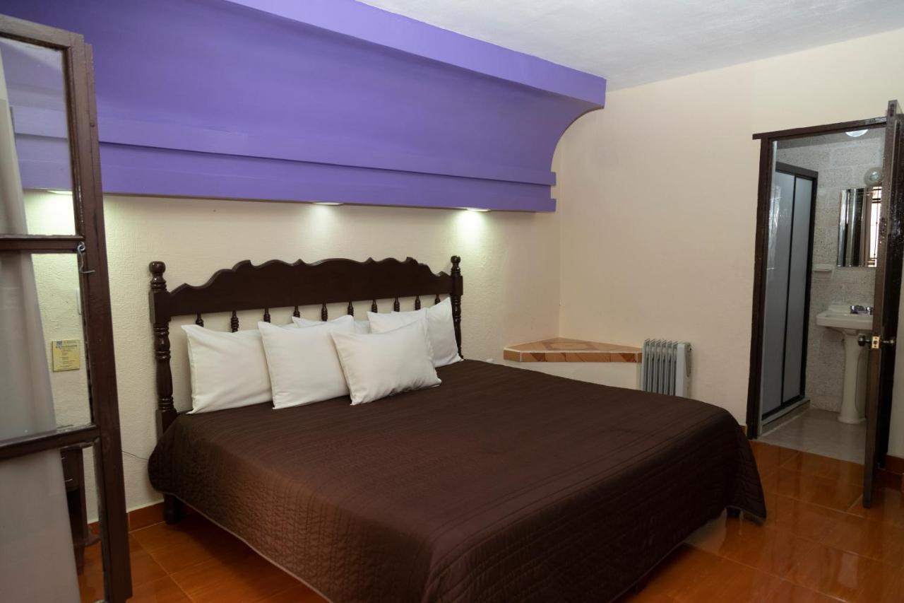 Hotel D'Monica ซานกริสโตบัล เด ลาสกาซาส ภายนอก รูปภาพ