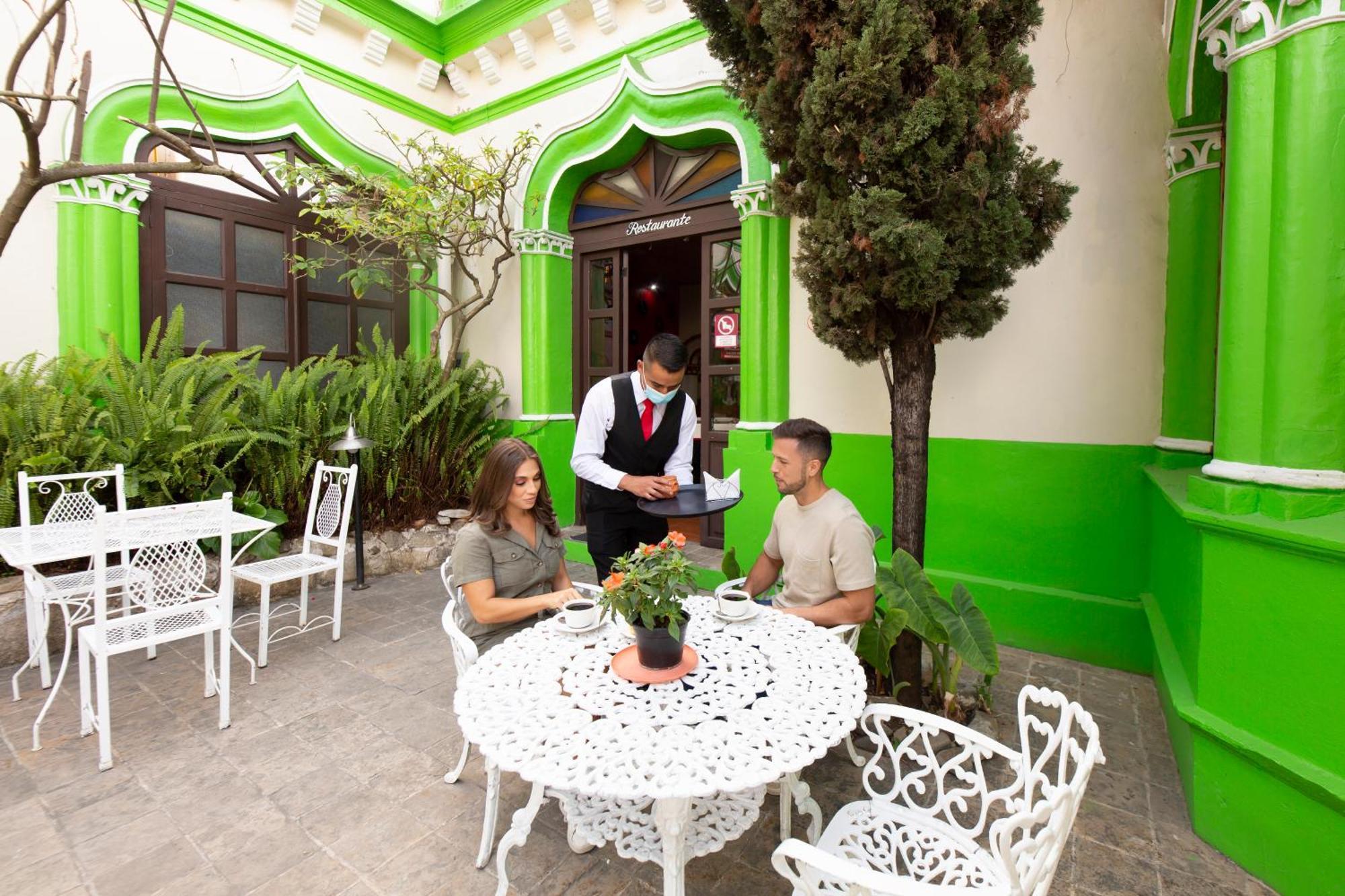 Hotel D'Monica ซานกริสโตบัล เด ลาสกาซาส ภายนอก รูปภาพ